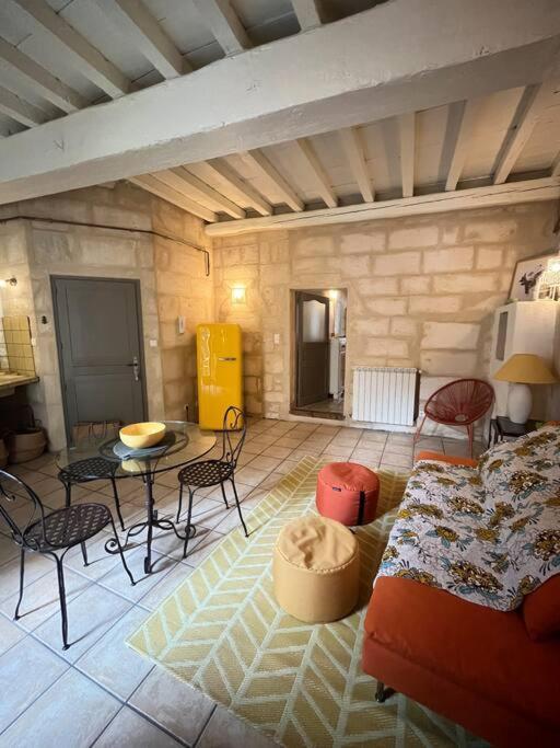 "La Maison Jaune" Arles Centre Terrasse Exteriör bild